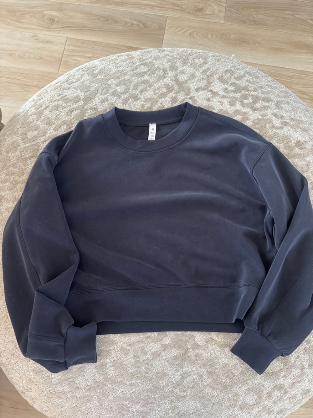 Lululemon softstream perfectly oversized cropped crew size 2 black